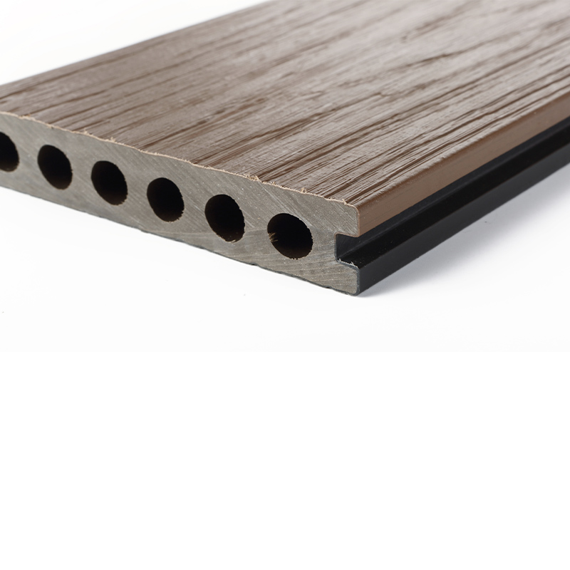 Co Extruded Wood Plastic Composite Decking Easy Maintenance
