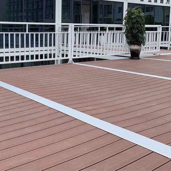 140x25mm Outdoor WPC Solid Decking Flooring