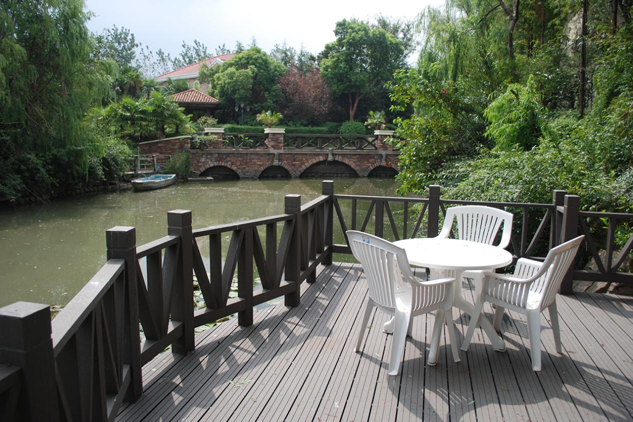 Wood Plastic Composite Flooring: Versatile for Both Outdoor and Indoor Use