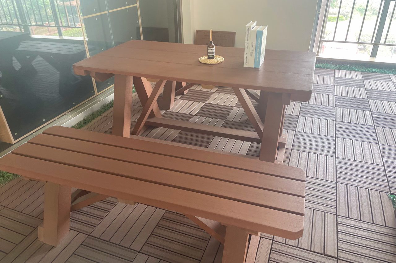 The Benefits of Using Wood-Plastic Composite for Tables and Chairs
